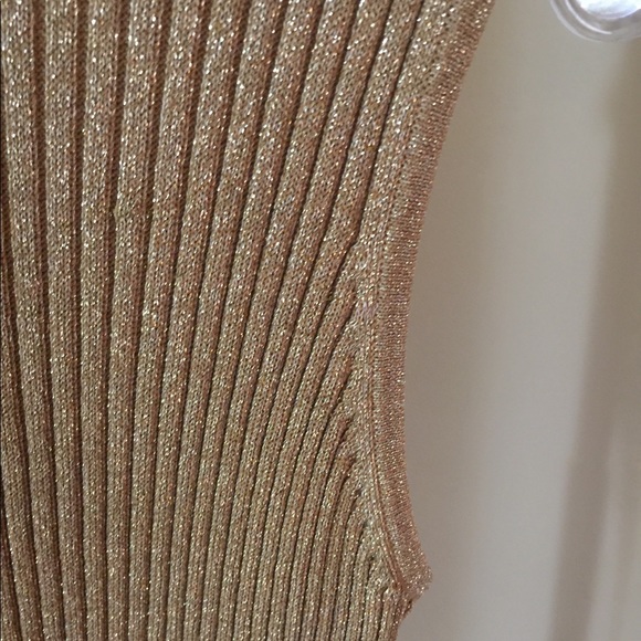 Joseph Abboud, Gold Metallic Sleeveless Sweater - Picture 5 of 9